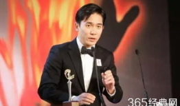 娱乐圈胡吃瓜影帝,胡吃瓜影帝的瓜田传奇